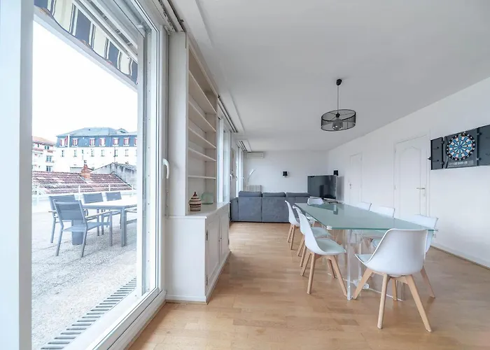 Le Pasteur - Grand Lumineux - Centre-ville *