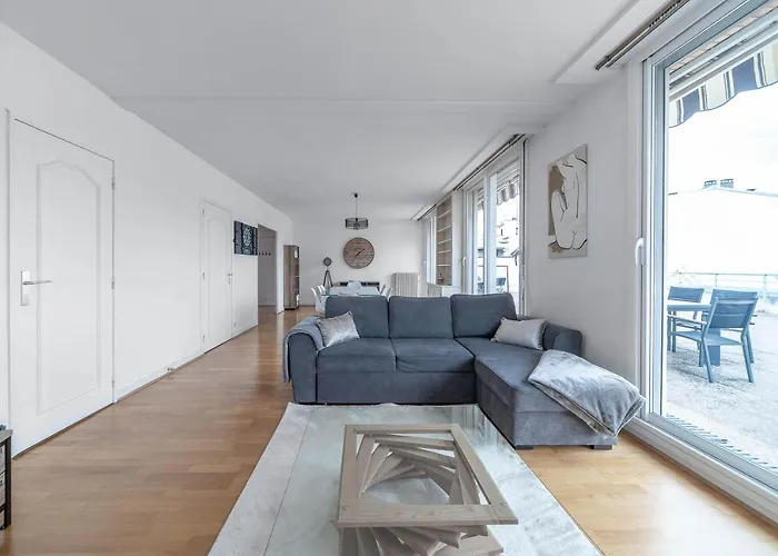 Le Pasteur - Grand Lumineux - Centre-ville *